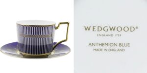 WEDGWOOD：アンセミオンブルーのティーカップとイギリス製の証MADE IN ENGLANDの文字入りバックスタンプ